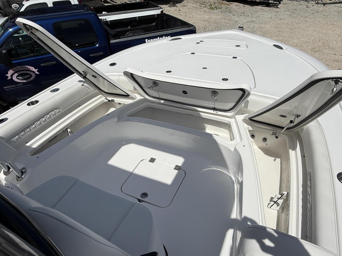 Tidewater 2500 Carolina Bay