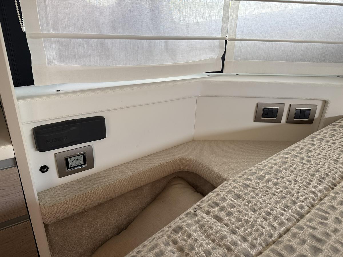 Used 2019 Cranchi E52 S