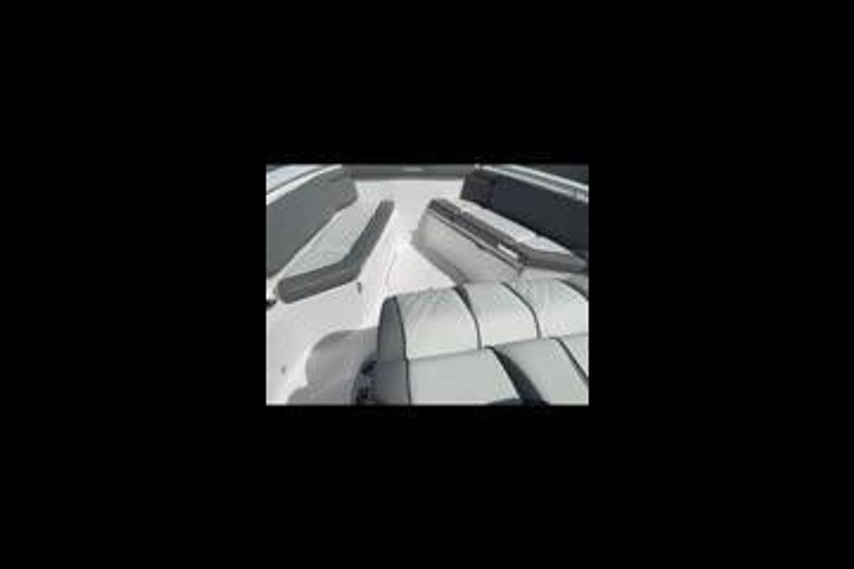 Used 2021 Everglades 395 Center Console