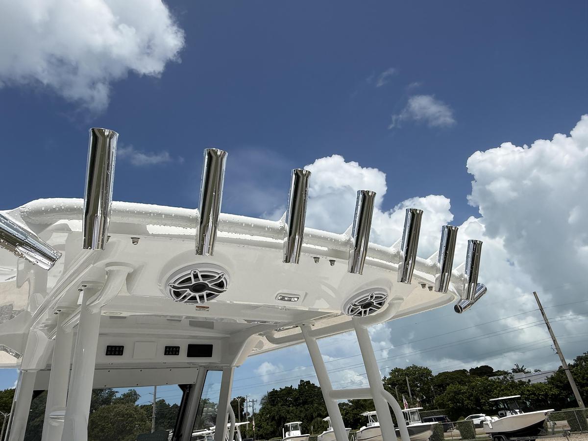 2027 Everglades 335 Center Console