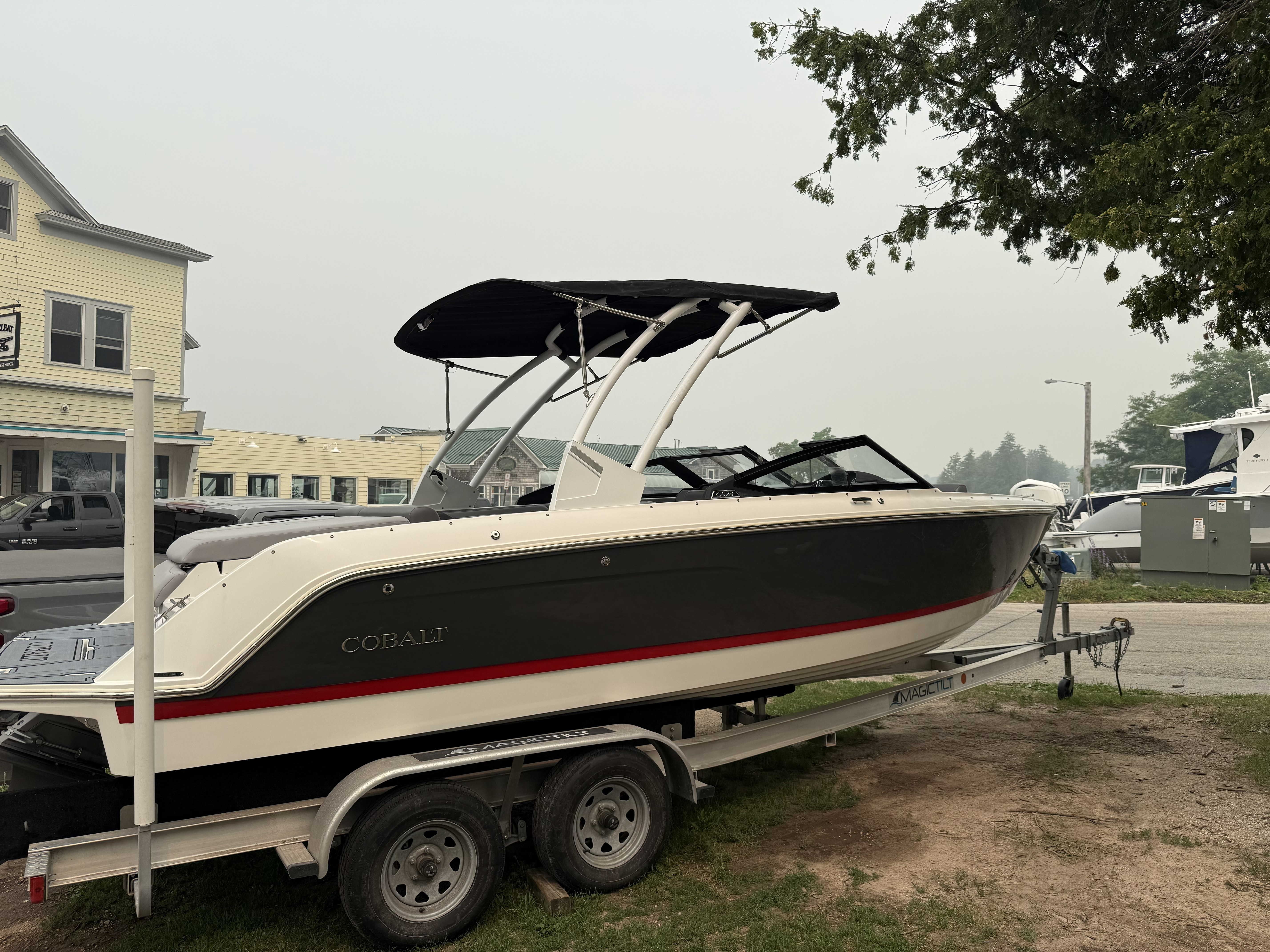 Used 2024 Cobalt 23cs