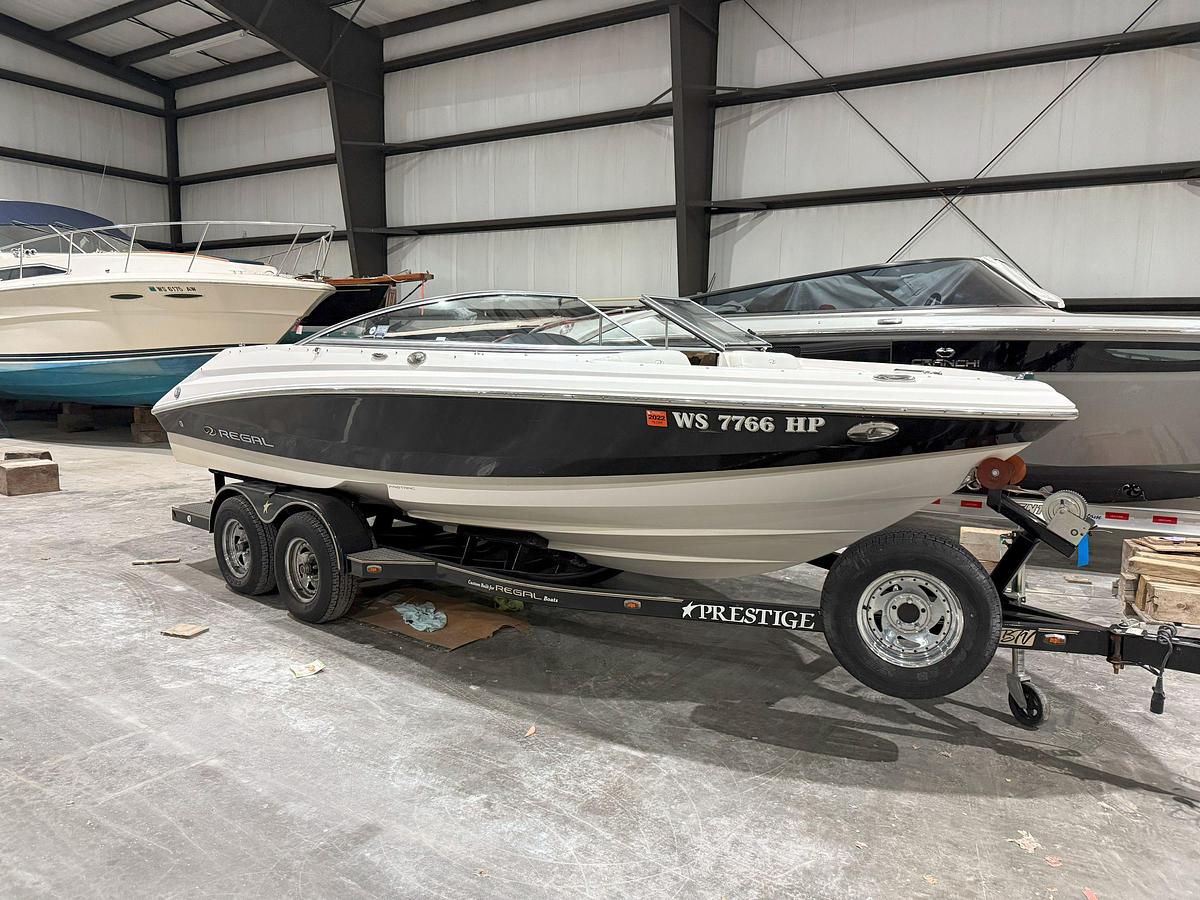 Used 2008 Regal 2000 Bowrider