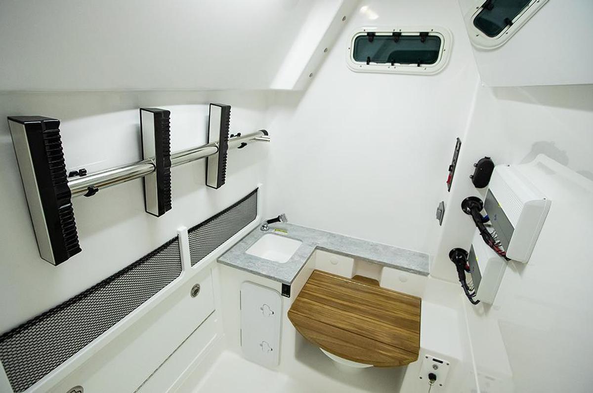 2026 Everglades 335 Center Console