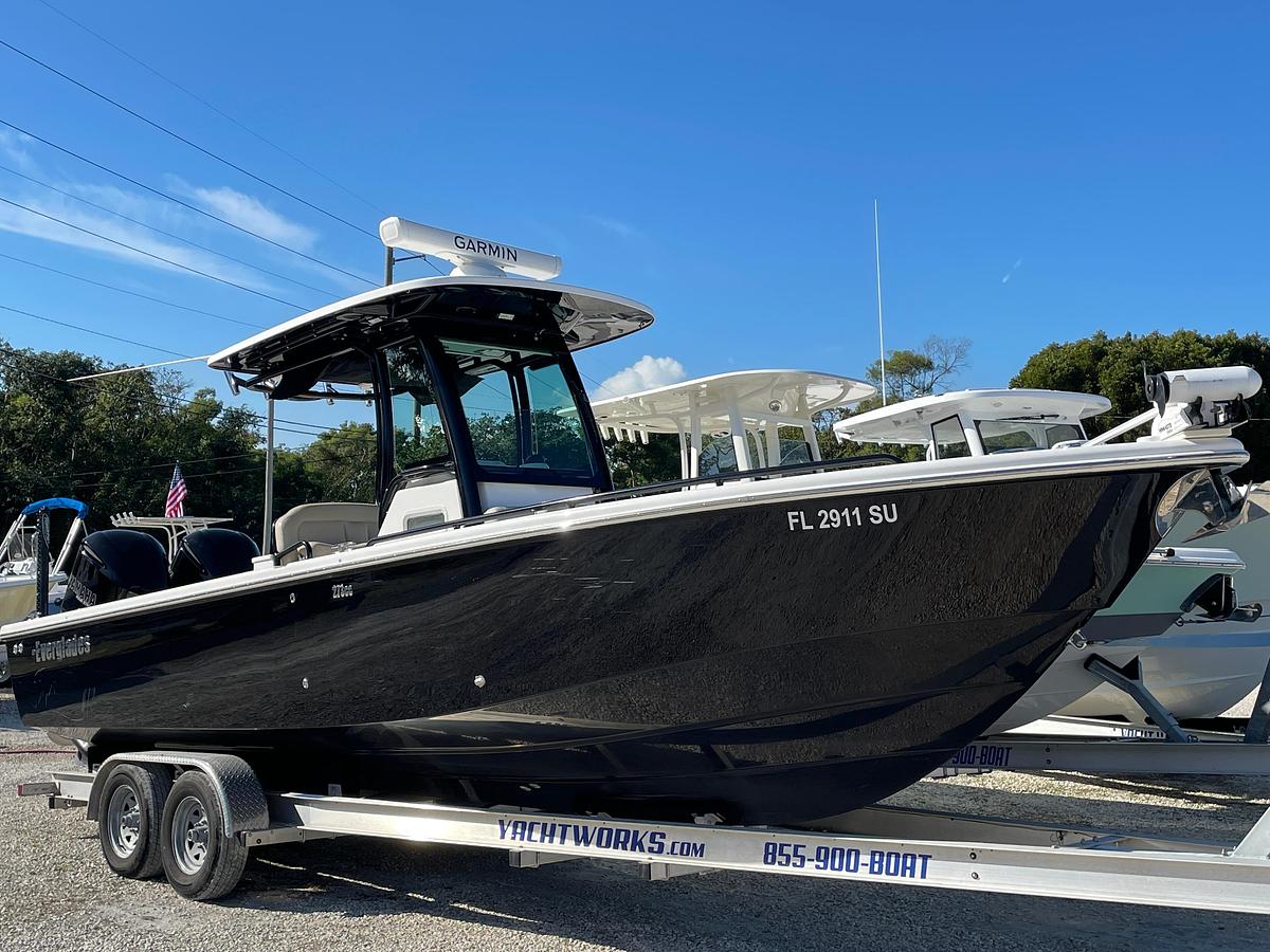 Used 2020 Everglades 273 Center Console