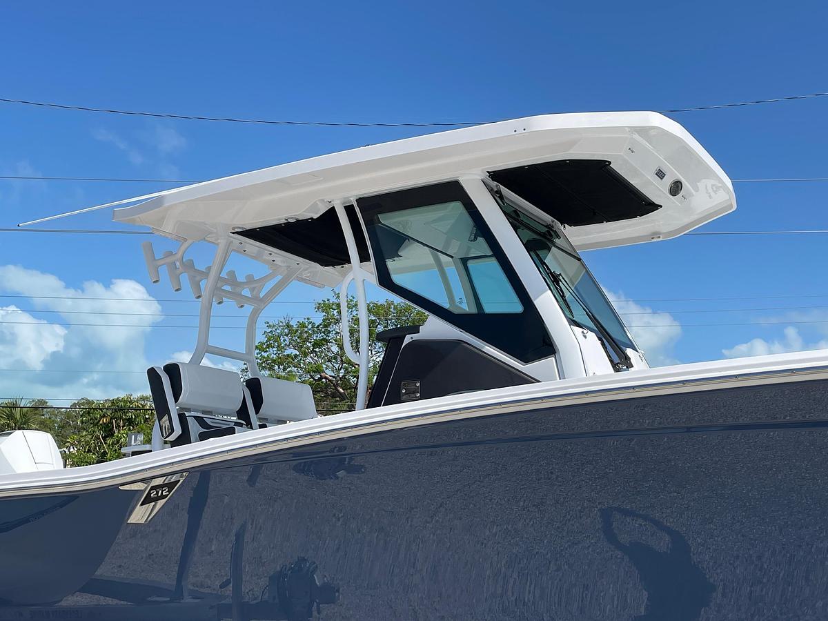 2025 Blackfin 272 CC