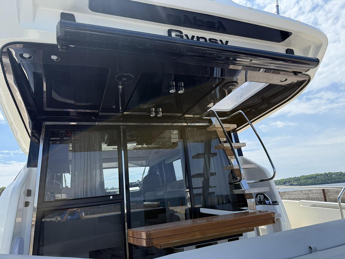 Used 2019 Cranchi E52 S