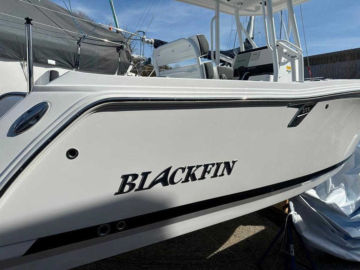 2024 Blackfin 222 CC