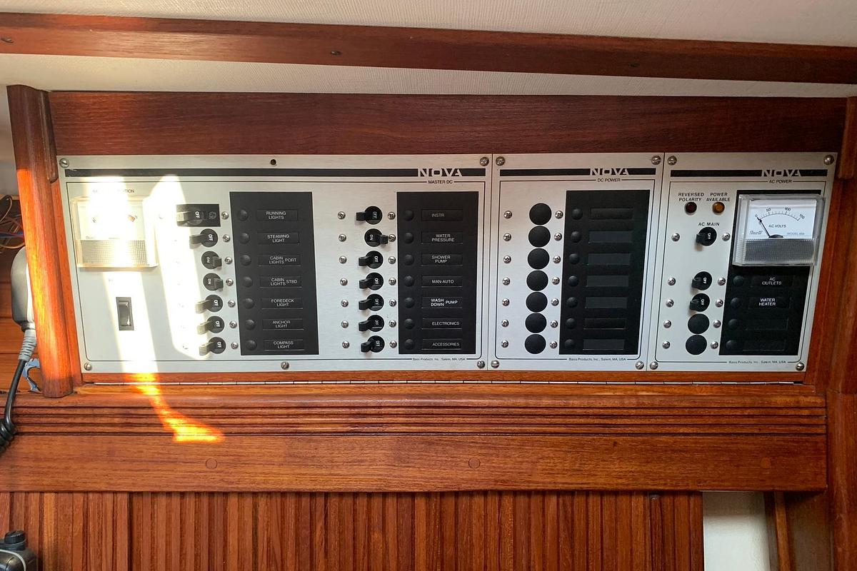 Used 1986 Sabre 34 MK II