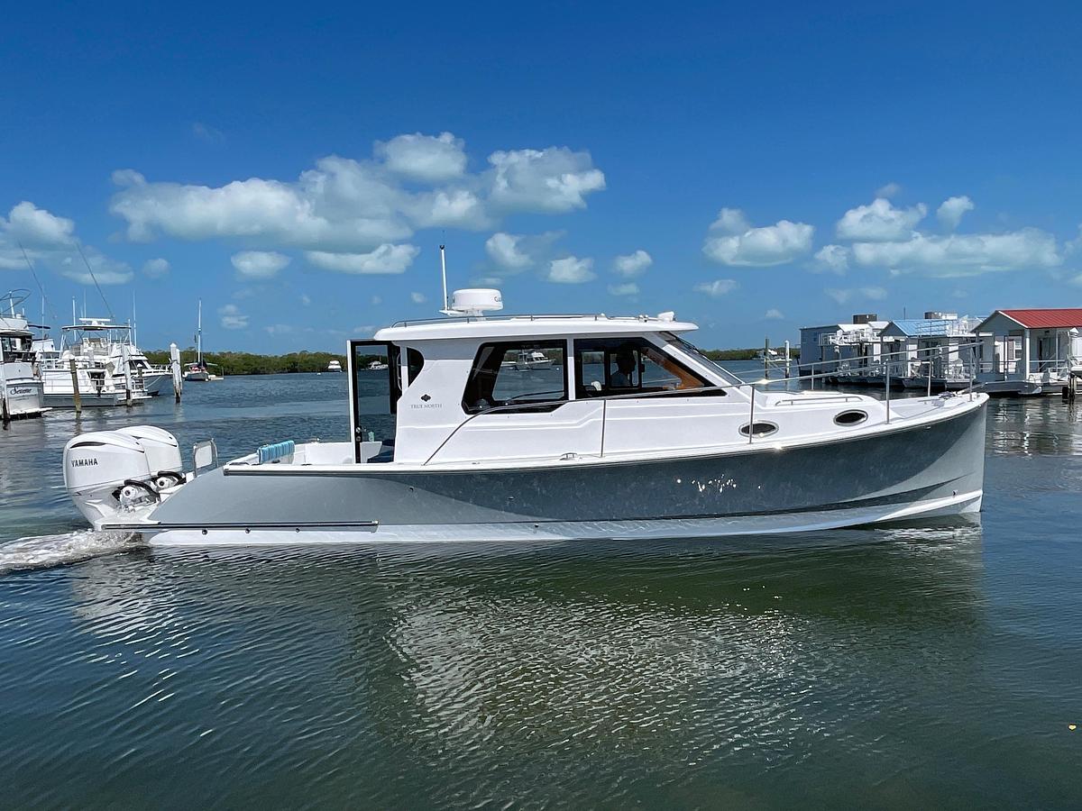 2025 True North 34 Outboard Express