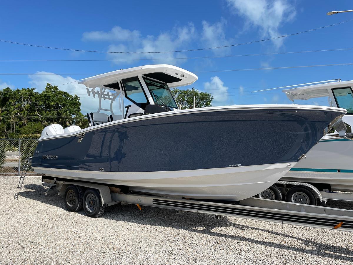 2025 Blackfin 272 CC