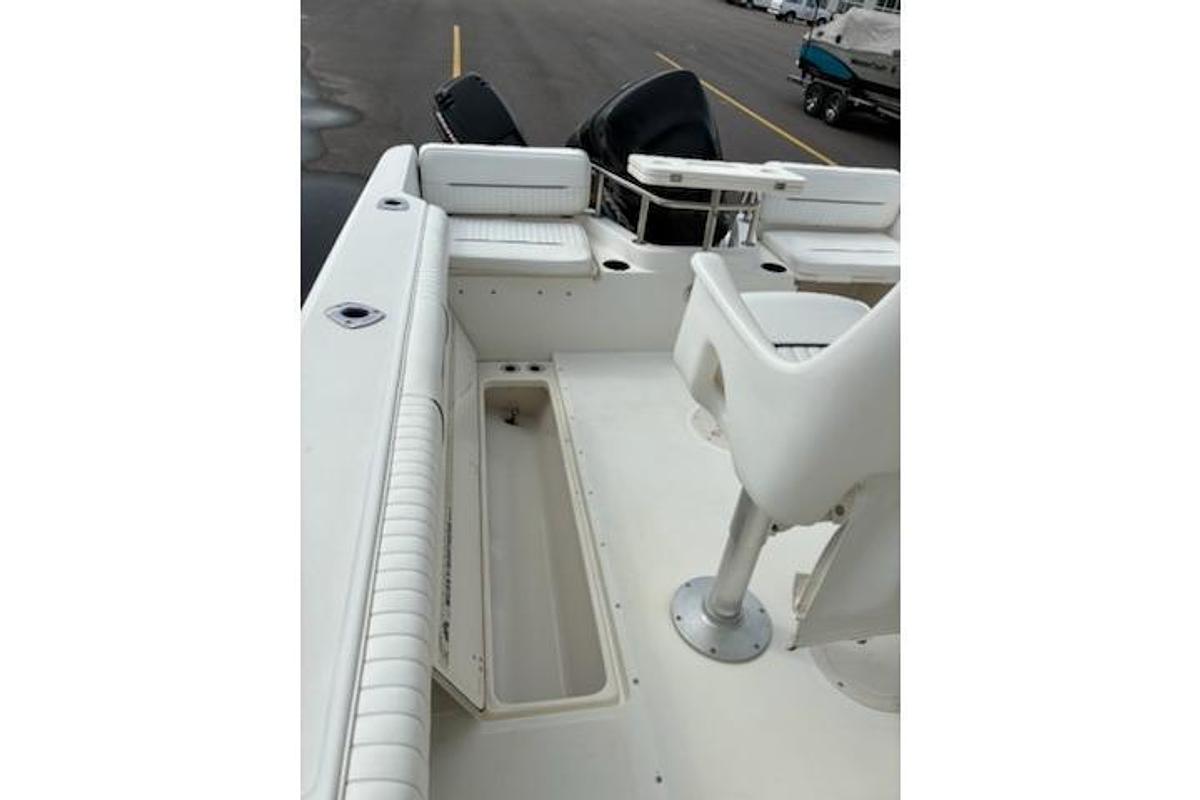 Used 1999 Boston Whaler 21 Outrage