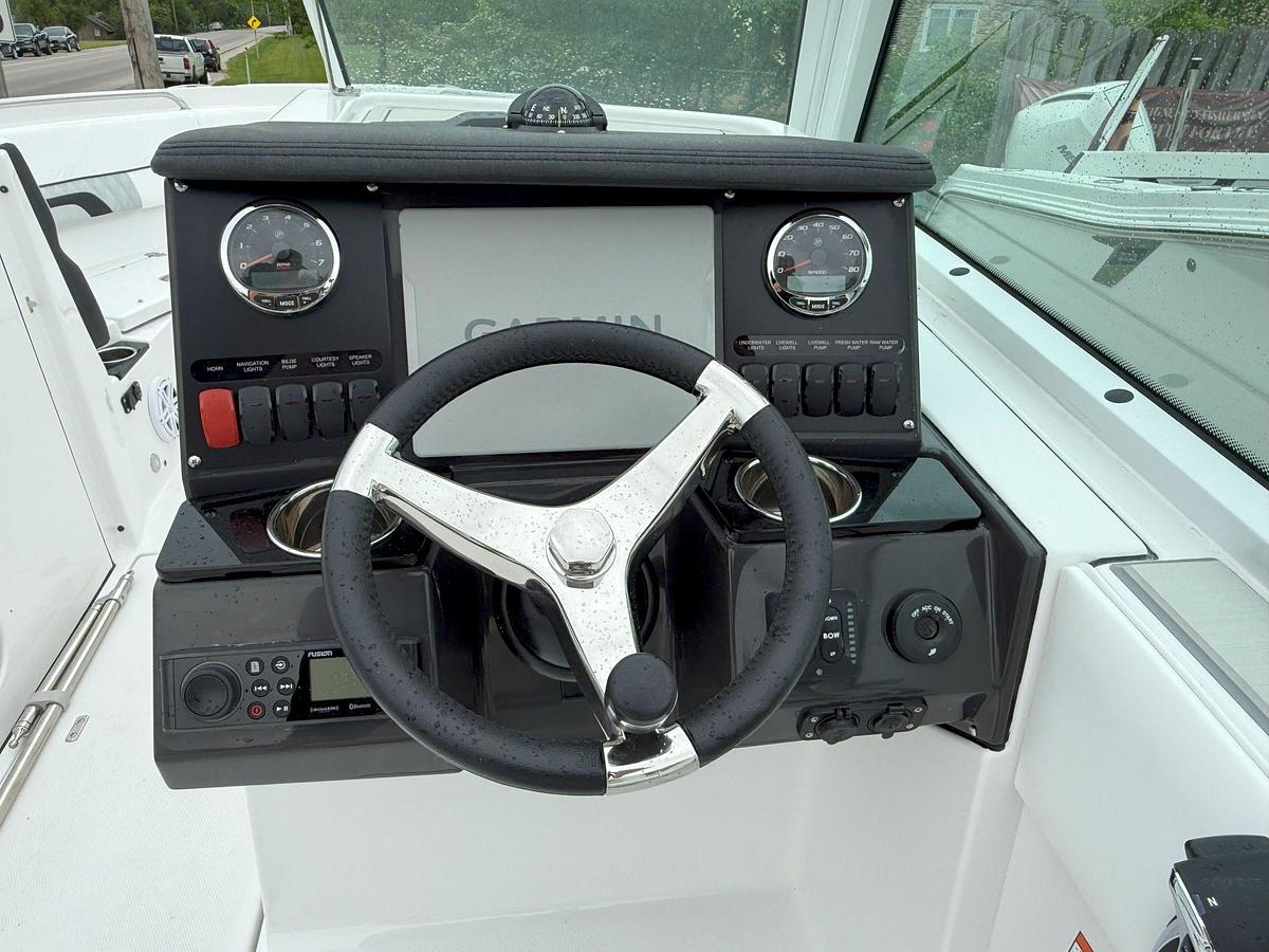 2026 Blackfin 232 DC