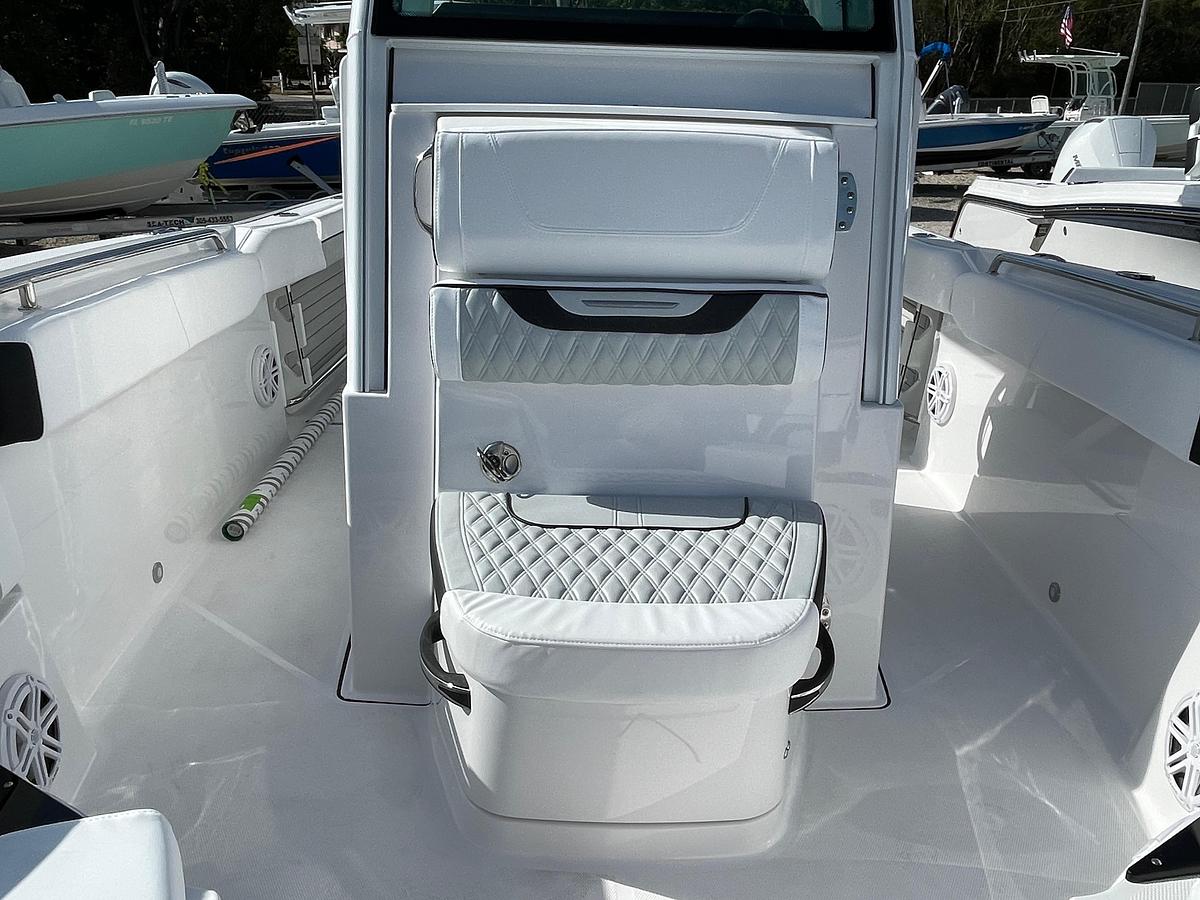 2025 Blackfin 252 CC