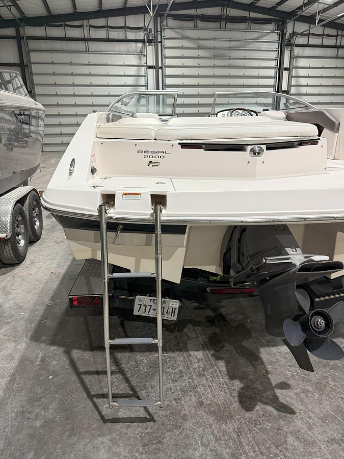 Used 2008 Regal 2000 Bowrider