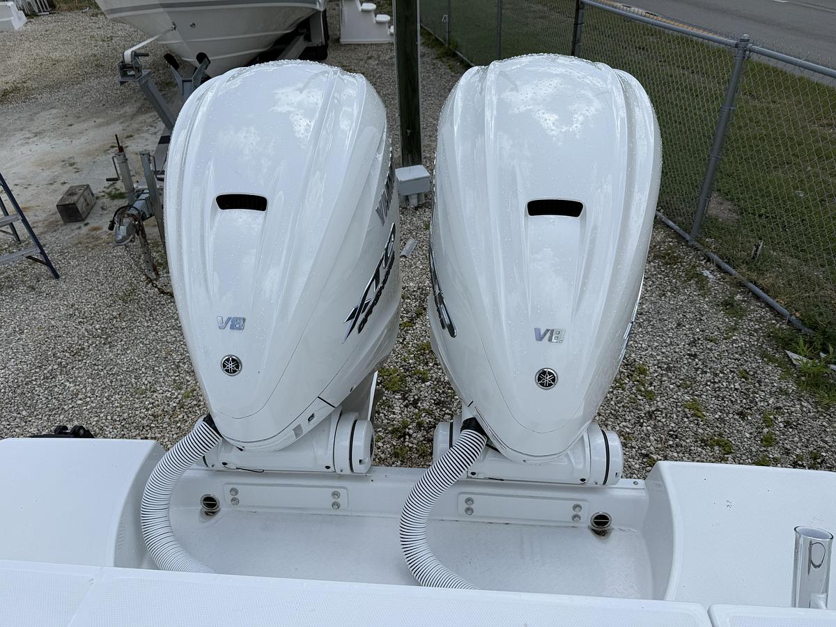 2027 Everglades 335 Center Console