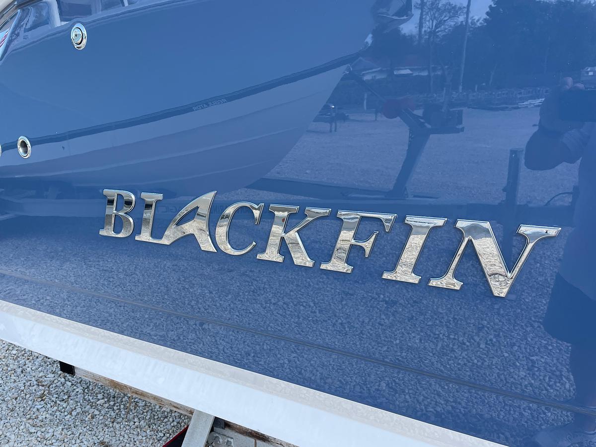 2025 Blackfin 272 CC