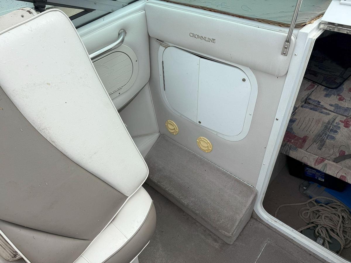Used 1999 Crownline 225BR