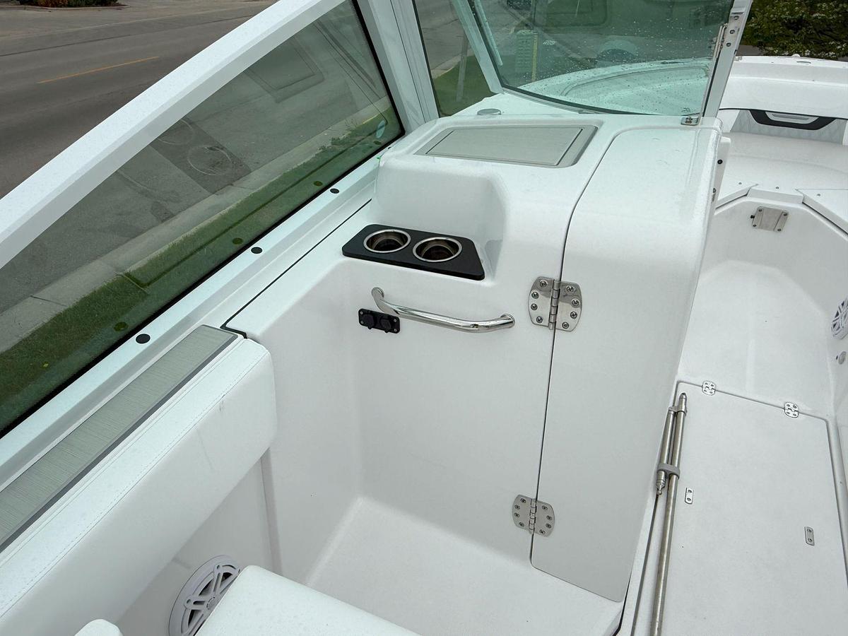 2026 Blackfin 232 DC