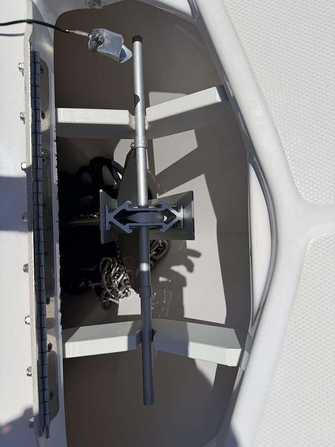 Used 2014 Everglades 243 Center Console