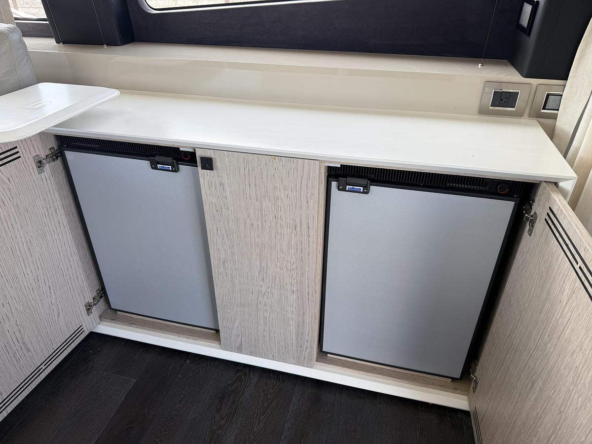 Used 2019 Cranchi E52 S