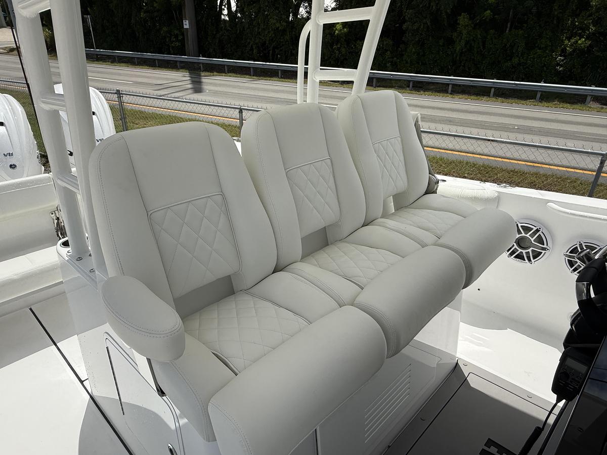 2027 Everglades 335 Center Console