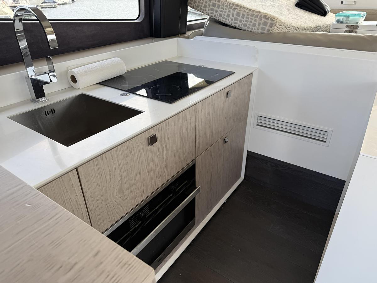 Used 2019 Cranchi E52 S