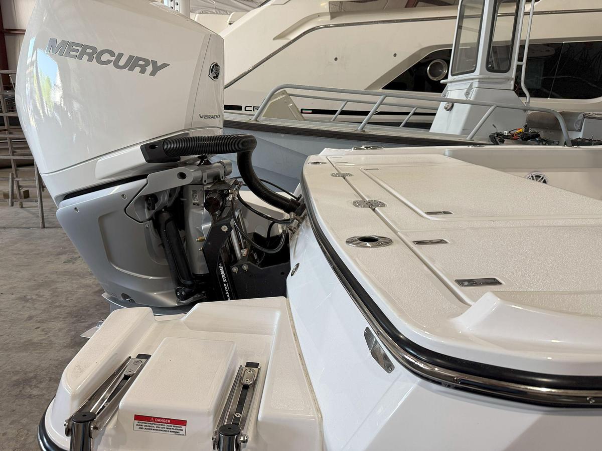 2026 Blackfin 242 HB