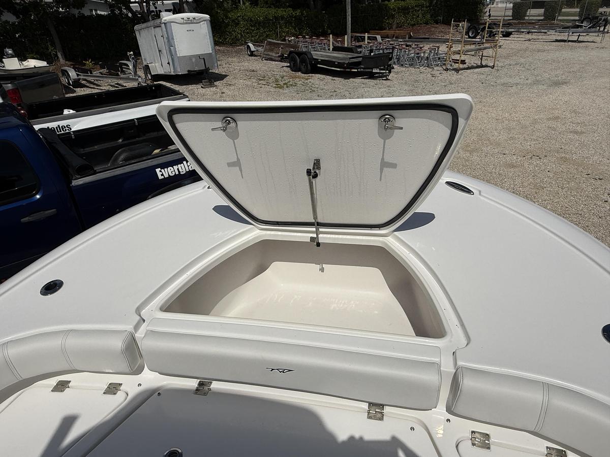 Tidewater 2500 Carolina Bay