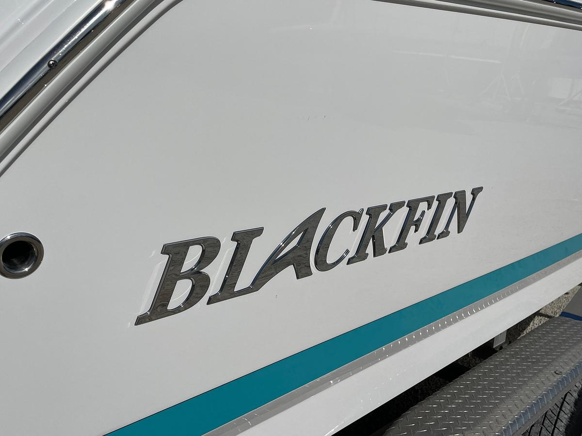2025 Blackfin 252 CC