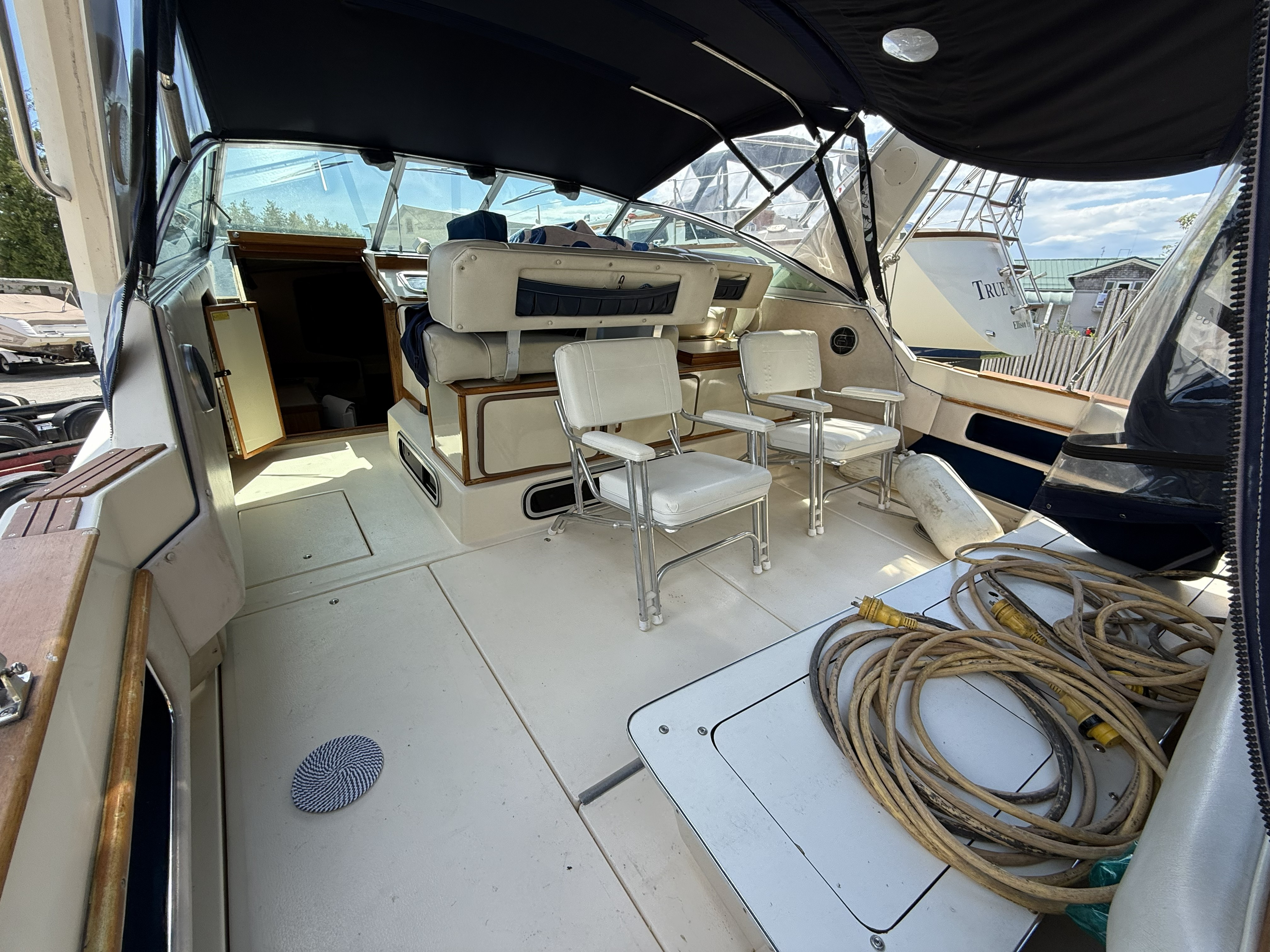 Used 1985 Sea Ray 340 DA