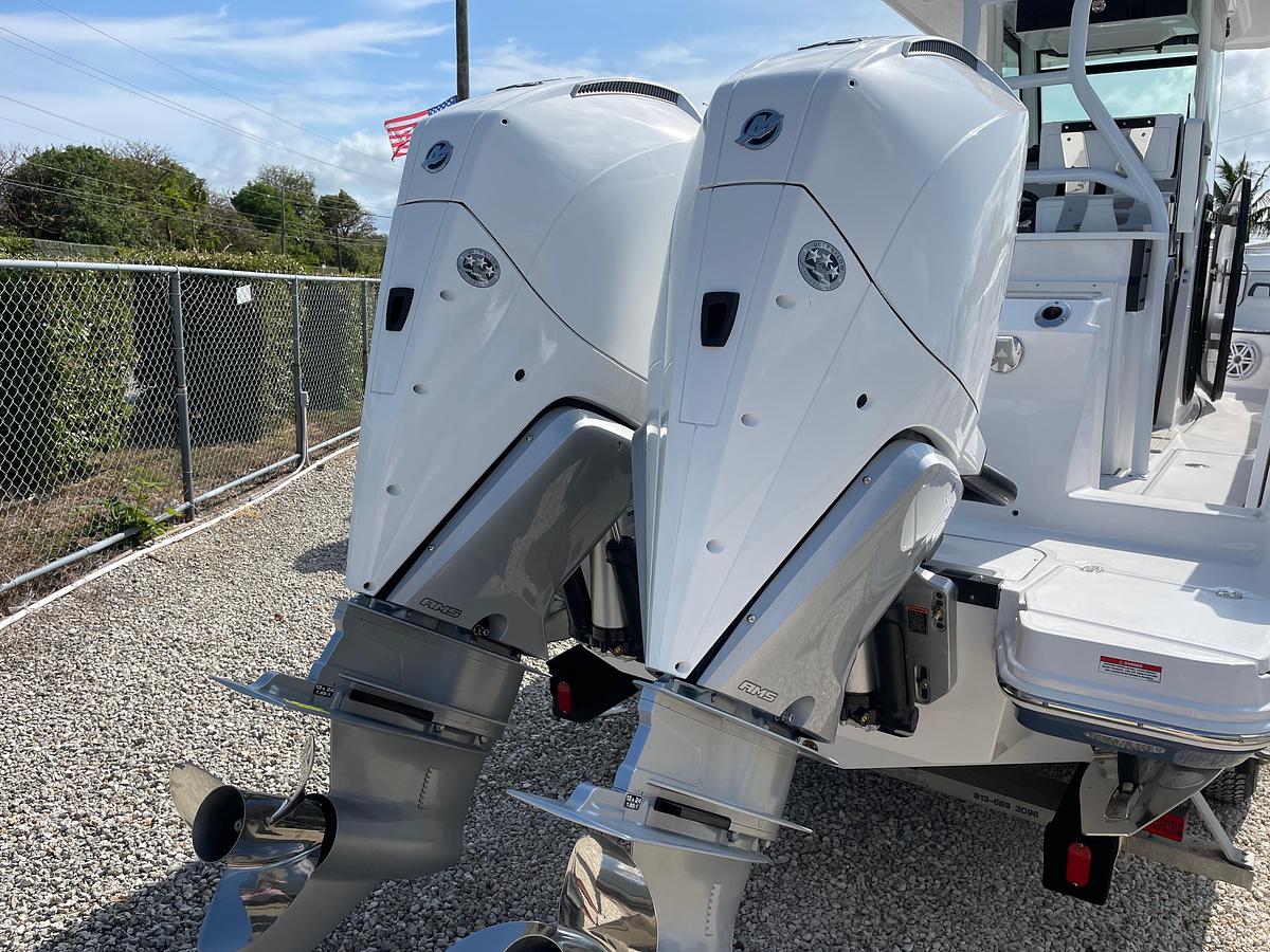 2025 Blackfin 272 CC