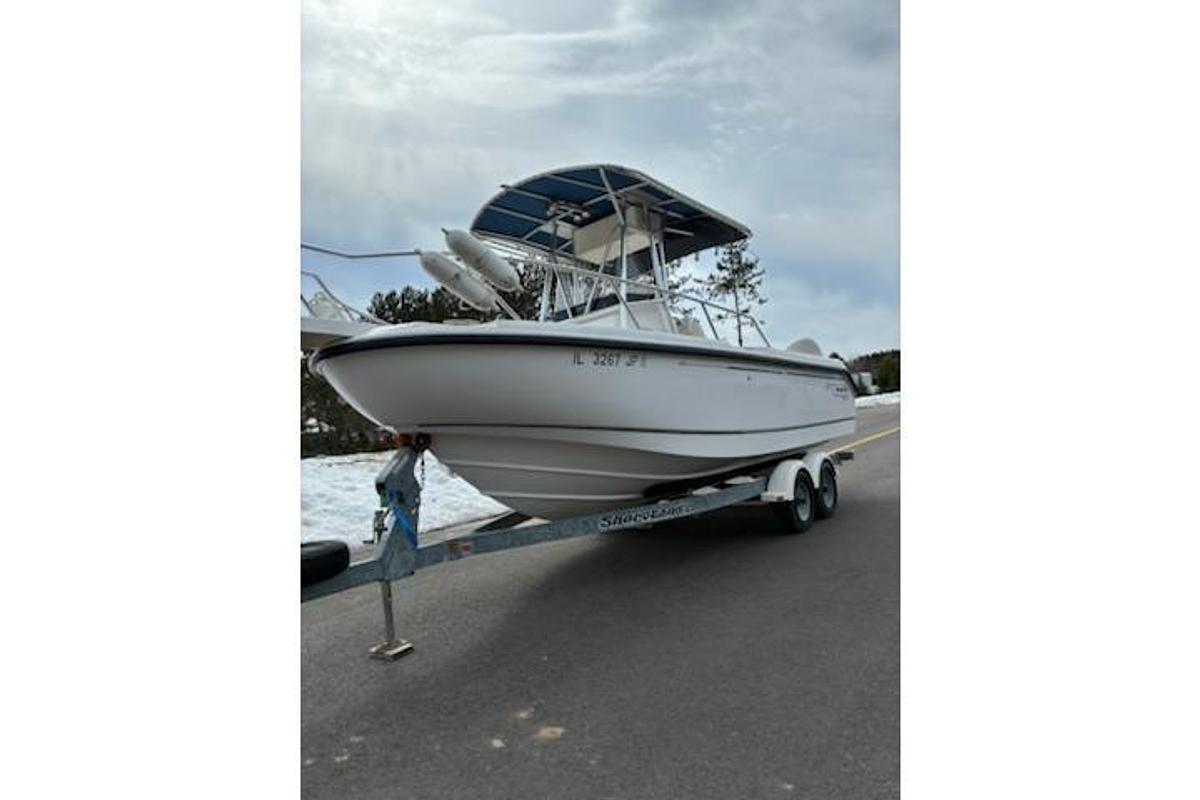 Used 1999 Boston Whaler 21 Outrage