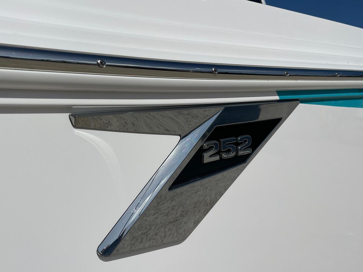 2025 Blackfin 252 CC