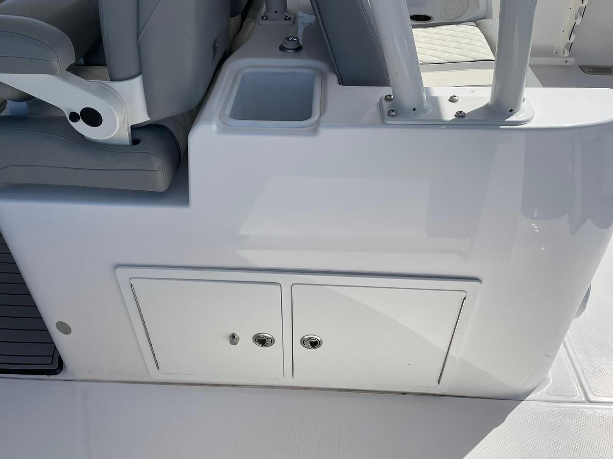 Used 2021 Everglades 395 Center Console