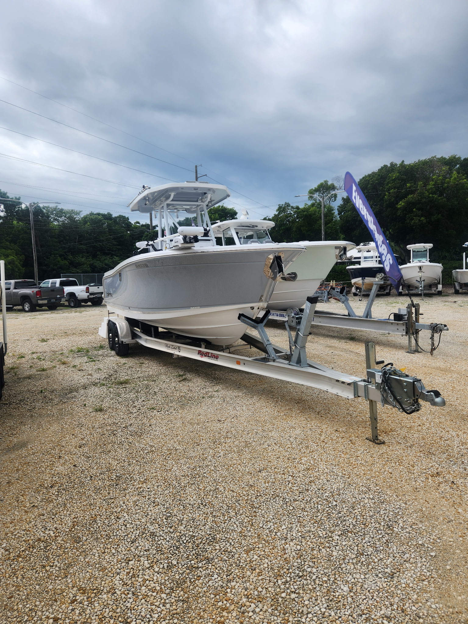 Used 2022 Blackfin 252 CC