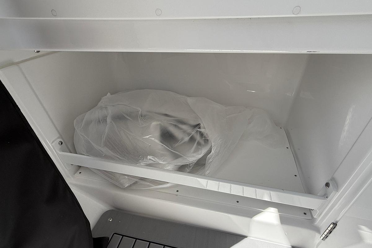 2026 Everglades 335 Center Console