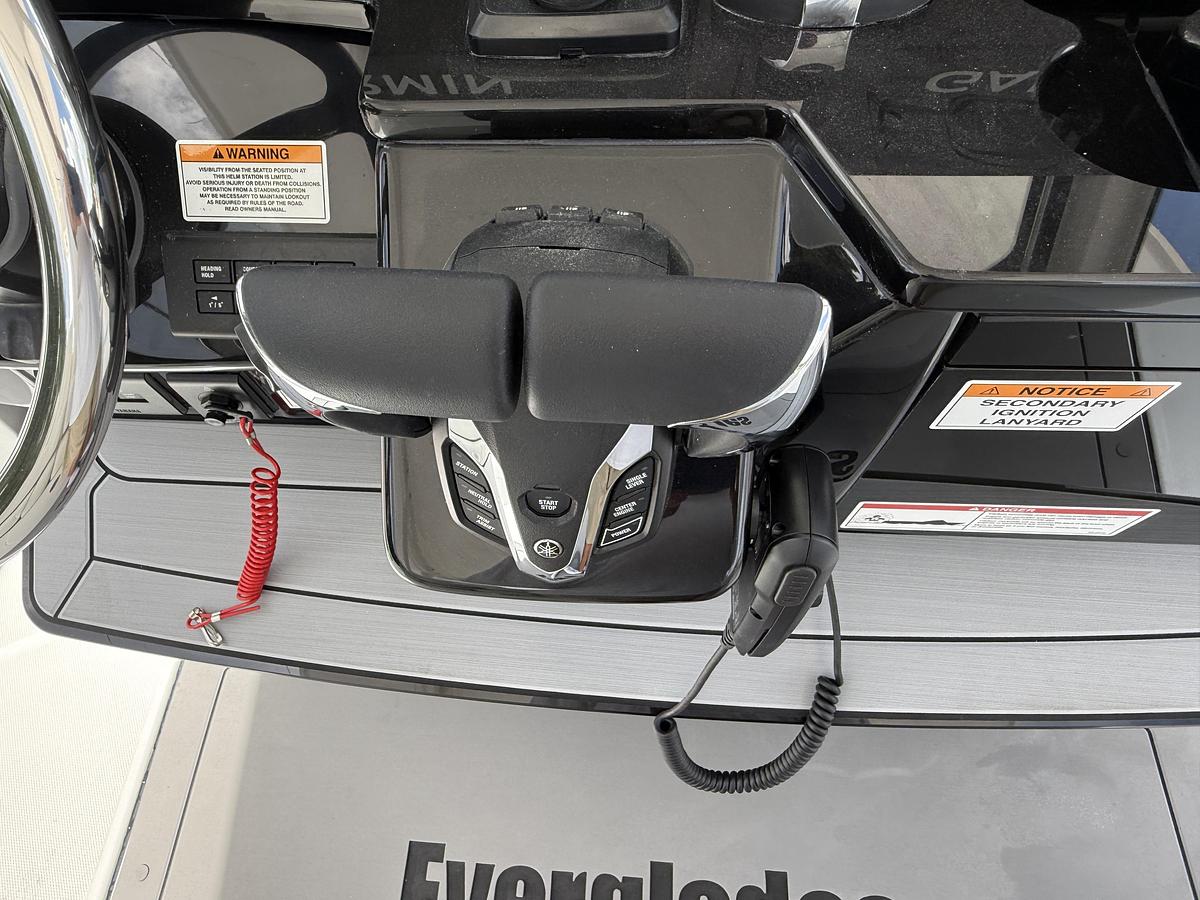 2027 Everglades 335 Center Console