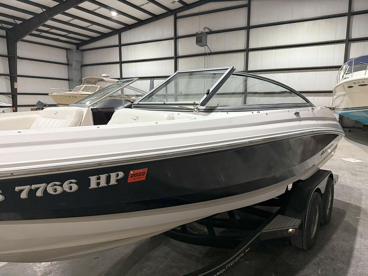 Used 2008 Regal 2000 Bowrider