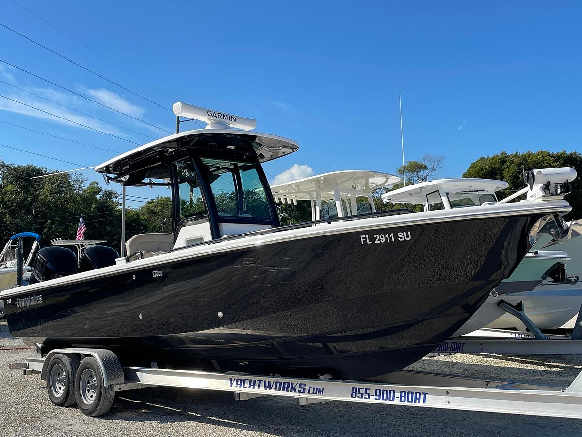 Used 2020 Everglades 273 Center Console