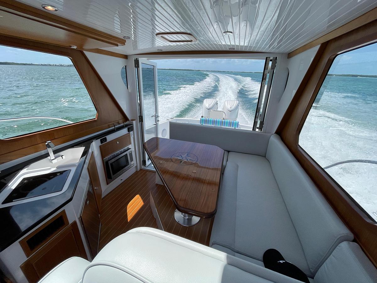 2025 True North 34 Outboard Express