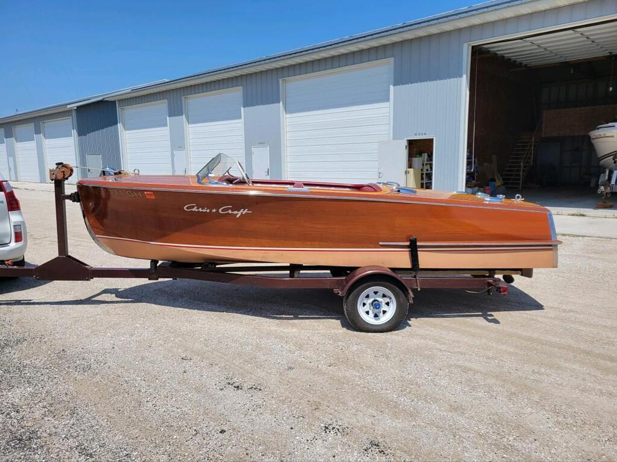 Used 1951 Chris-Craft Riviera 16