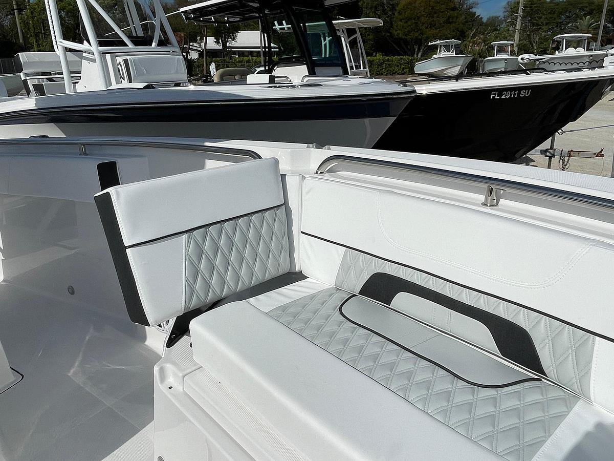 2025 Blackfin 252 CC