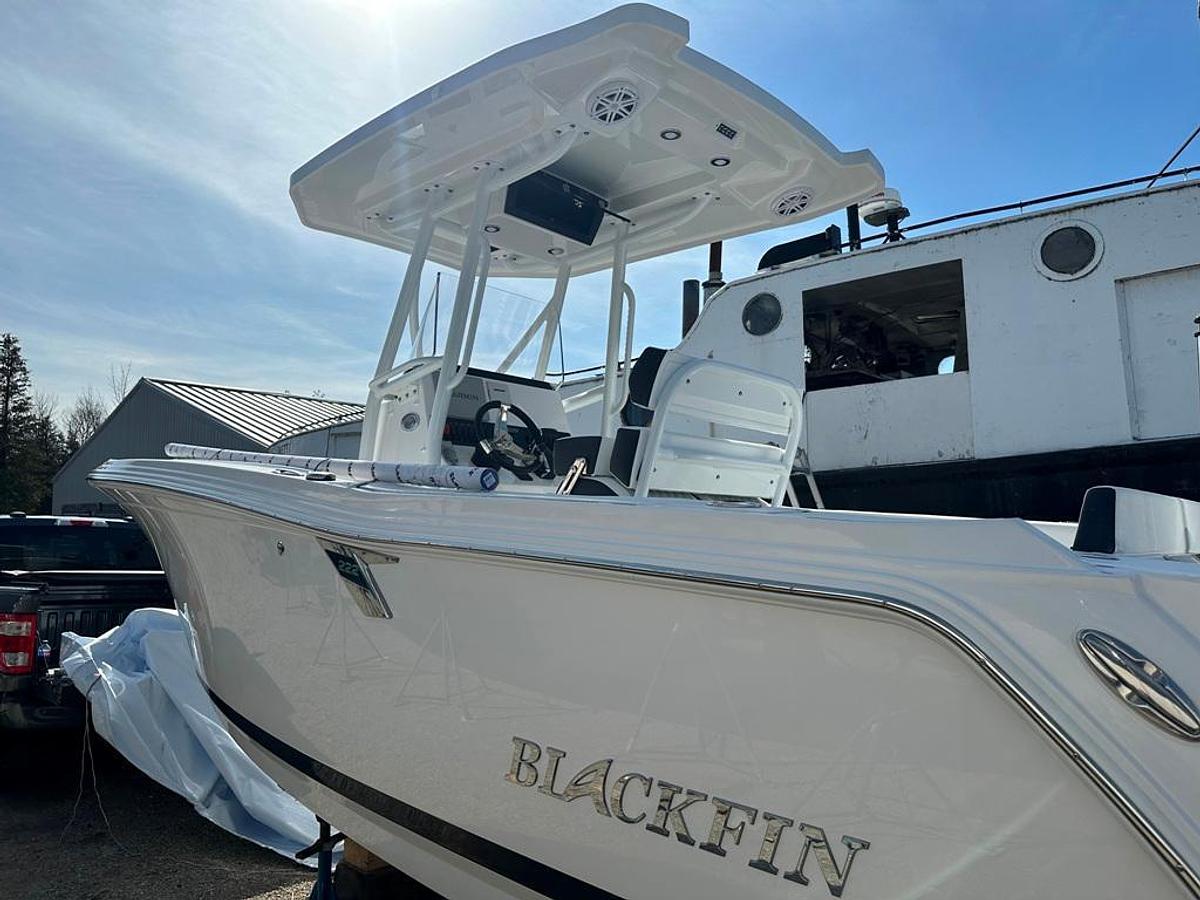 2024 Blackfin 222 CC