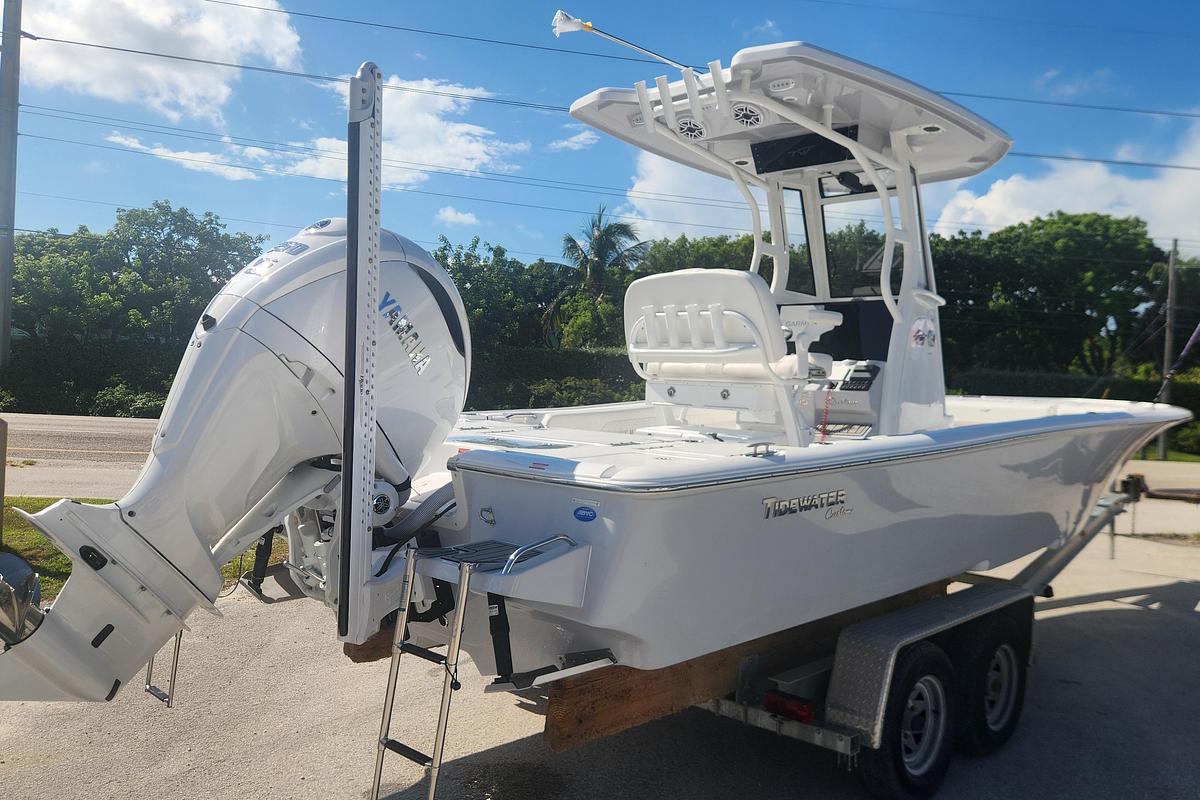 2026 Tidewater 2500 Carolina Bay