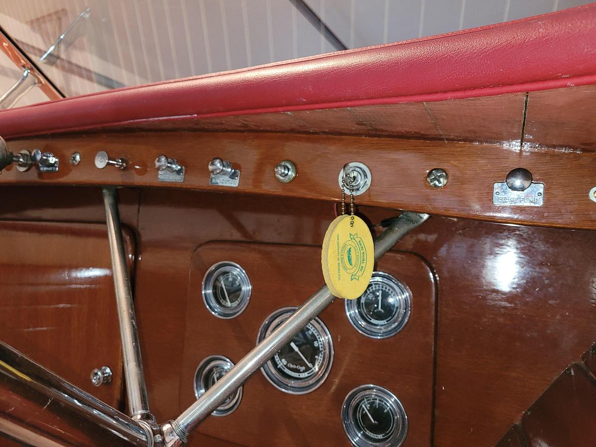 Used 1953 Chris-Craft HOLIDAY 24