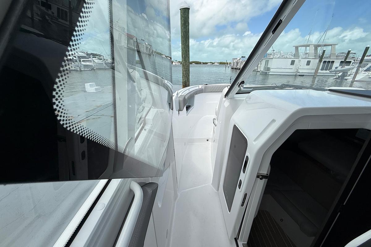 2026 Everglades 367CX