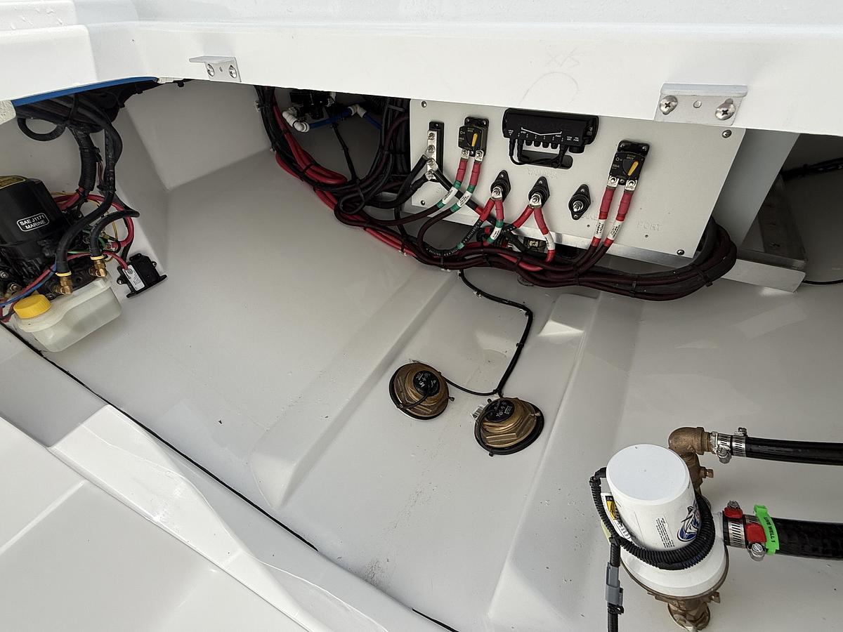 2027 Everglades 335 Center Console