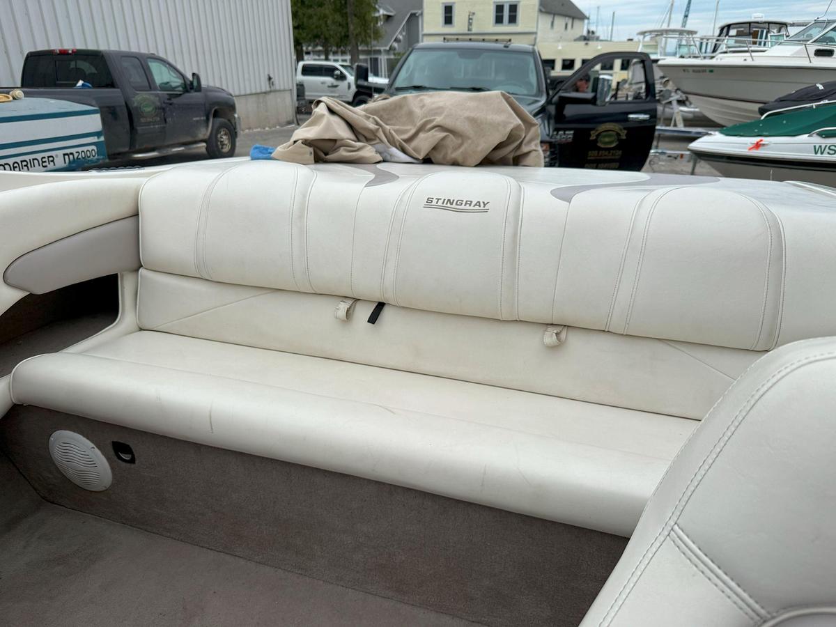 Used 2003 Stingray 200 LX