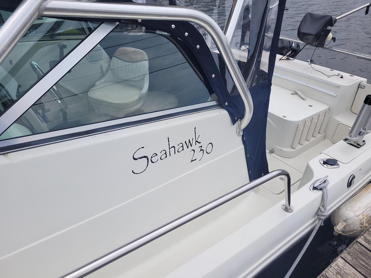 Used 2003 Caravelle Sea Hawk 230 Walk Around OB