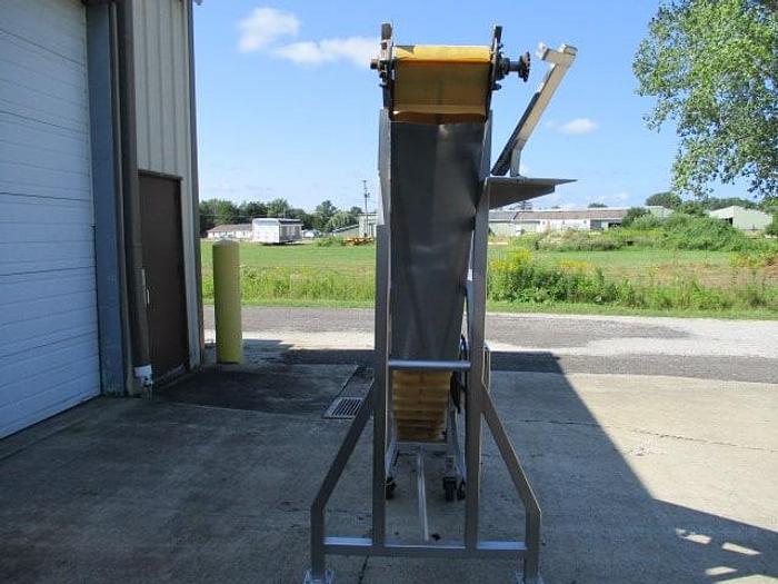 Used Incline Conveyor; Cleated Rubber Belt; 12"Wx10'L